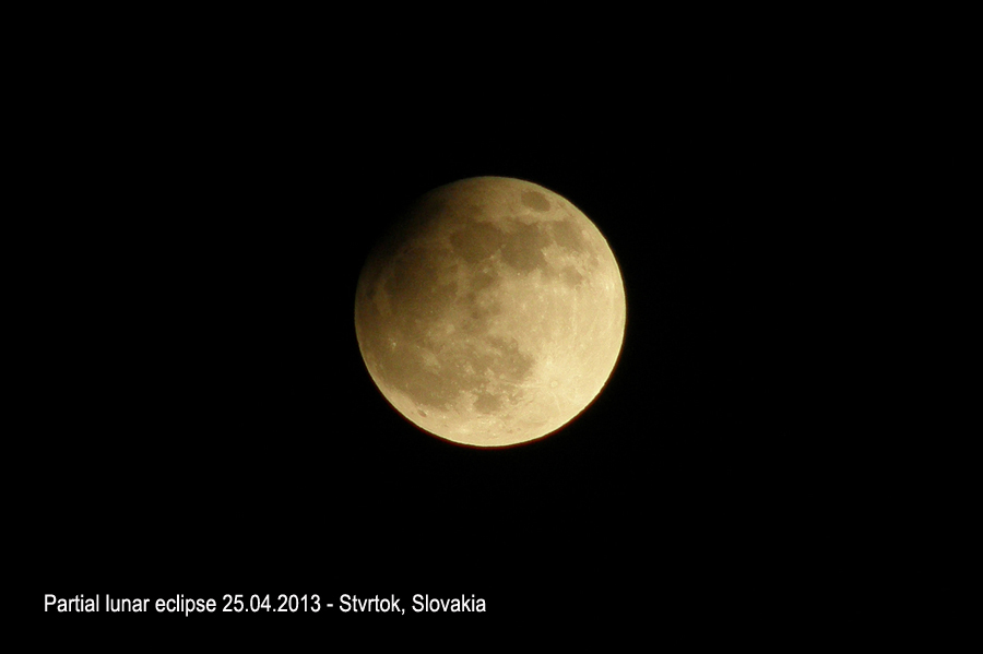 Partial lunar eclipse 25 04 2013