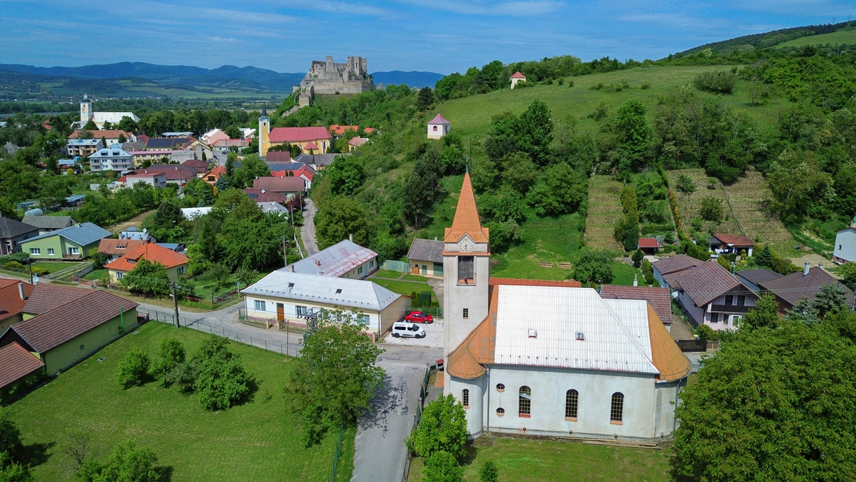 Beckov - Evanjelický a. v. kostol